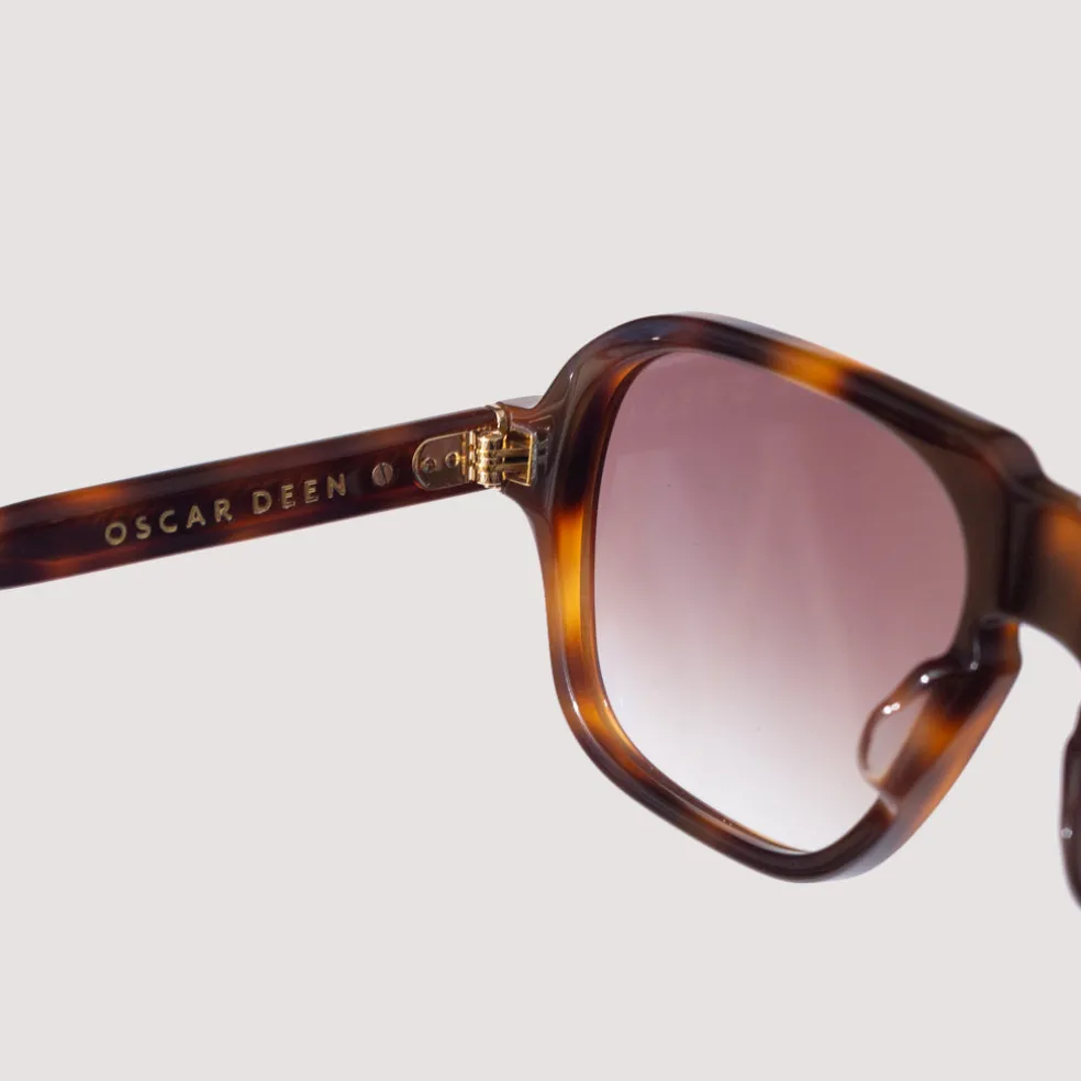 Fraser - Tortoise/Claret Gradient