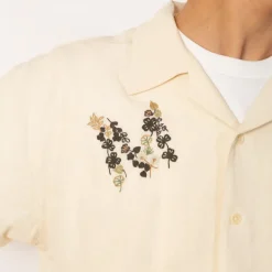 Greetings Shirt - Ecru Clover