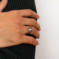 Lift Creation Signet Ring