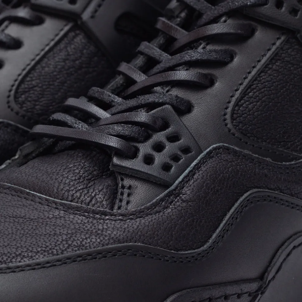 MIP 10 - Black