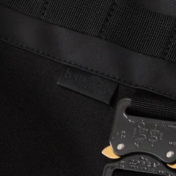 NXL Medium Messenger Tech-Line - Black
